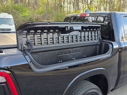 Used 2020 RAM 1500 Limited w/ Black Appearance Package image 30