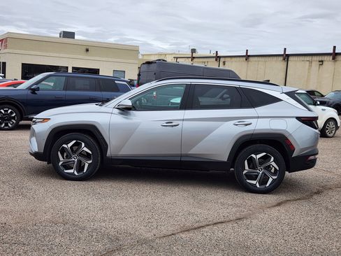 Used 2023 Hyundai Tucson Limited image 2