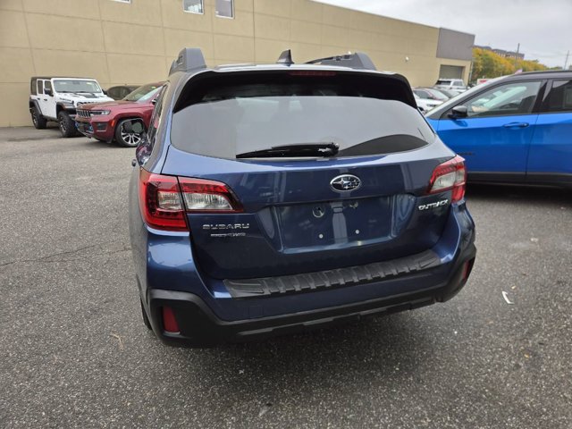 Used 2019 Subaru Outback 2.5i Premium AWD/4WD image 3