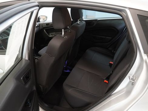 Used 2018 Ford Fiesta SE FWD image 19