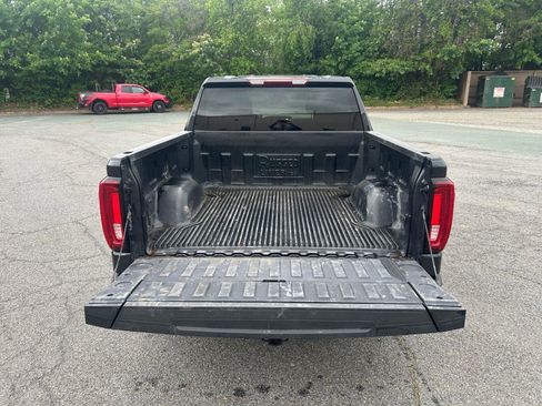 Used 2026 GMC Sierra 1500 SLT AWD/4WD image 16