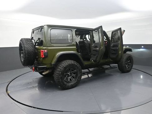 Used 2021 Jeep Wrangler Unlimited Rubicon AWD/4WD image 38