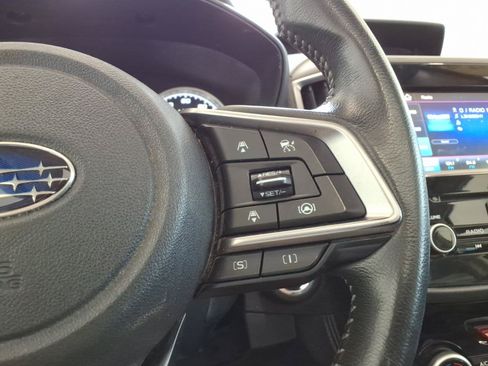 Used 2023 Subaru Forester Premium AWD/4WD image 30