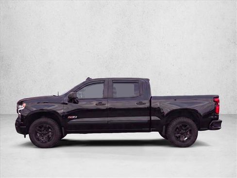 Used 2018 Chevrolet Silverado 1500 LTZ Z71 w/ Midnight Edition AWD/4WD image 4