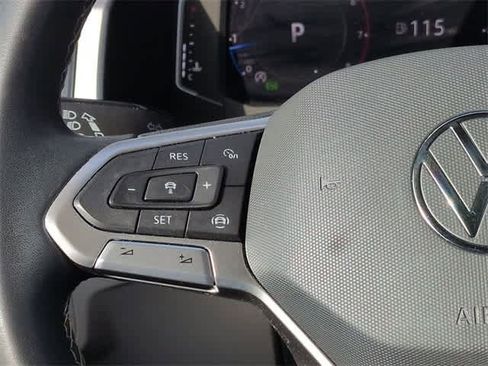 Used 2022 Volkswagen Atlas SE image 23