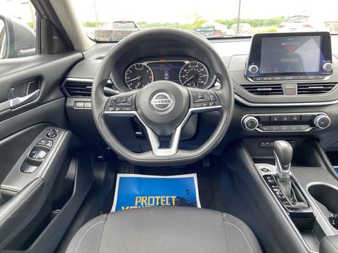 Used 2022 Nissan Altima 2.5 SV image 21