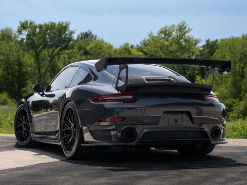 Used 2018 Porsche 911 GT2 RS RWD image 11