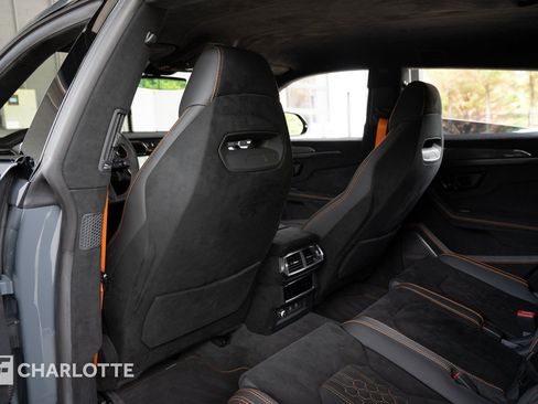 Used 2021 Lamborghini Urus AWD/4WD image 38
