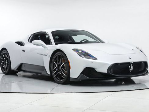 Certified 2022 Maserati MC20 Coupe RWD image 8
