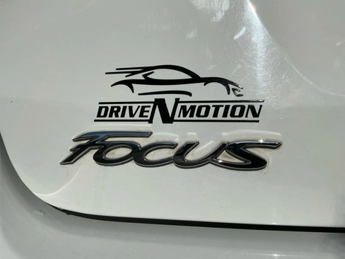 Used 2018 Ford Focus SE image 17