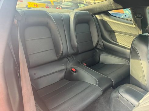 Used 2020 Ford Mustang GT Premium RWD image 23