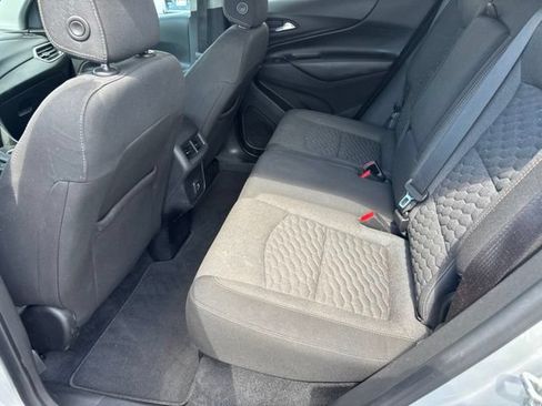 Used 2020 Chevrolet Equinox LT AWD/4WD image 12