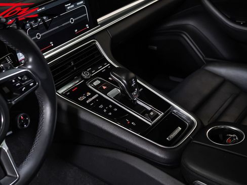 Used 2020 Porsche Panamera 4S AWD/4WD image 24