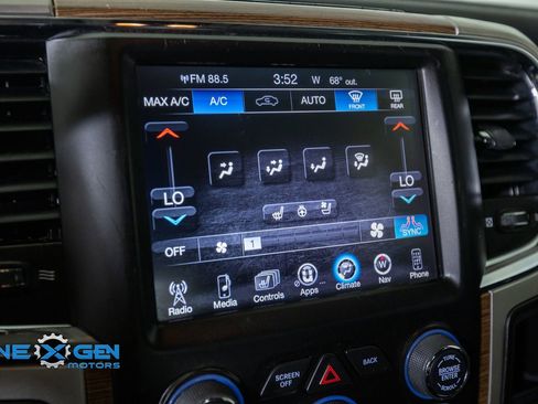 Used 2016 RAM 2500 Laramie w/ Sport Appearance Group AWD/4WD image 17