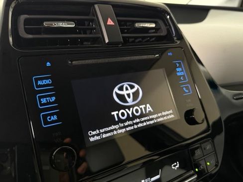 Used 2019 Toyota Prius XLE FWD image 19