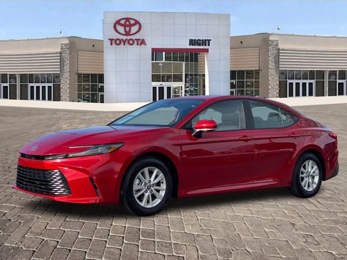 Certified 2025 Toyota Camry LE image 2