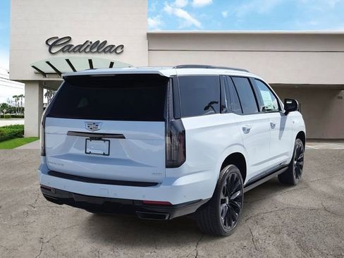 New 2026 Cadillac Escalade Platinum Sport w/ LPO, ONYX Package image 5
