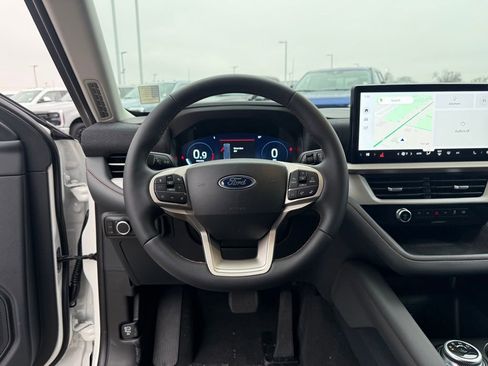 New 2026 Ford Explorer Active image 13