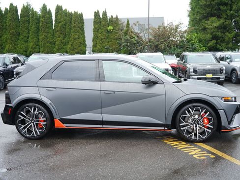 Certified 2025 Hyundai Ioniq 5 N AWD/4WD image 4