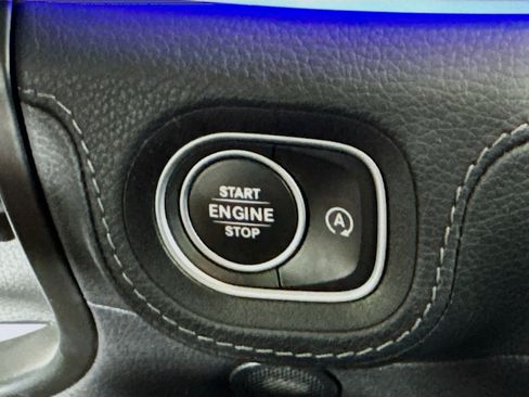 Used 2024 Mercedes-Benz GLE 450 4MATIC image 18