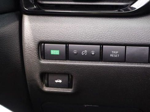 Used 2025 Nissan Sentra SR w/ Midnight Edition FWD image 20