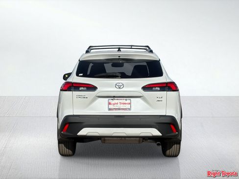 New 2026 Toyota Corolla Cross XLE AWD/4WD image 5