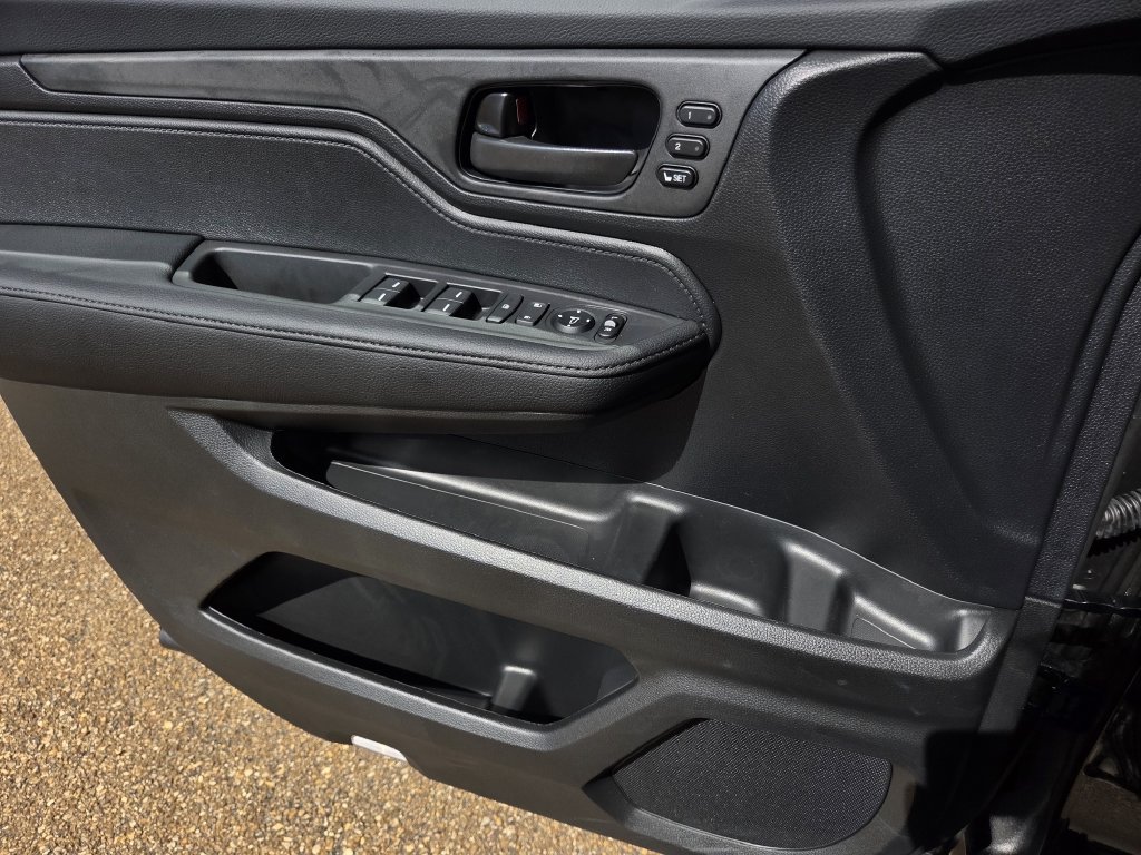 New 2026 Honda Odyssey Sport-L image 16