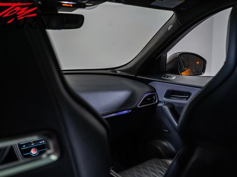 Used 2020 Jaguar F-PACE SVR AWD/4WD image 44