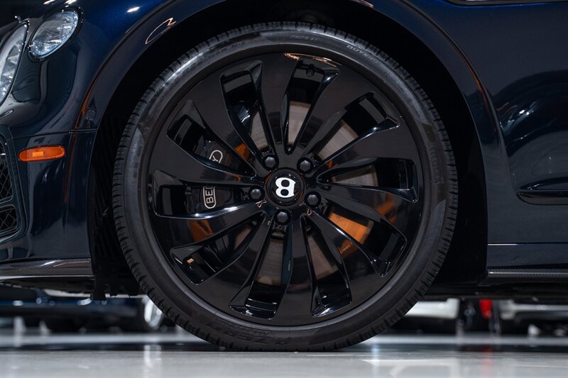 Used 2022 Bentley Flying Spur W12 AWD/4WD image 11