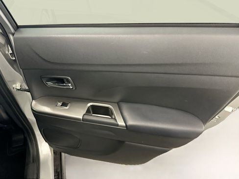 Used 2024 Mitsubishi Outlander Sport AWD image 30