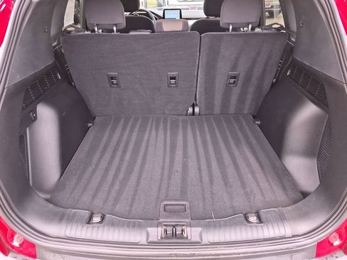 Used 2021 Ford Escape SE w/ SE Sport Appearance Package FWD image 39