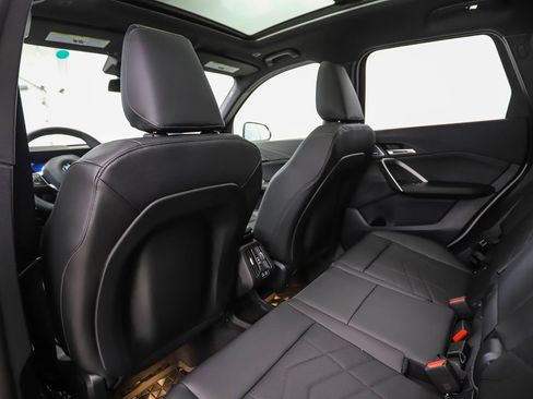 Used 2025 BMW X1 xDrive28i w/ Premium Package image 21