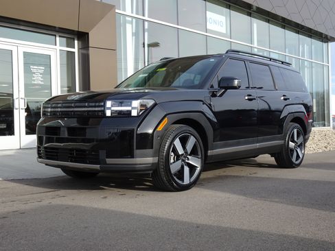 Used 2024 Hyundai Santa Fe Limited image 1