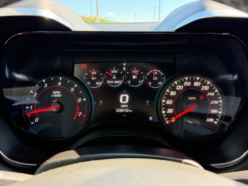 Used 2018 Chevrolet Camaro SS w/ LPO, Ground Effects Package RWD image 4