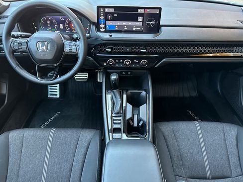 Used 2024 Honda Accord Sport image 12