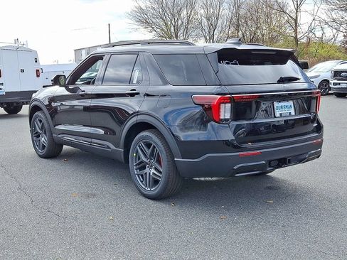 New 2026 Ford Explorer ST-Line w/ ST-Line Street Pack AWD/4WD image 3