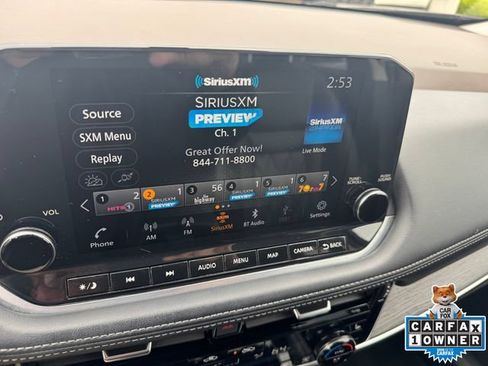 Used 2022 Nissan Rogue Platinum w/ Head-Up Display Package AWD/4WD image 16