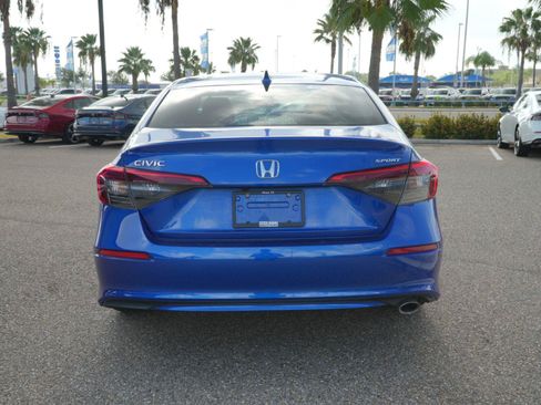 Used 2024 Honda Civic Sport image 6