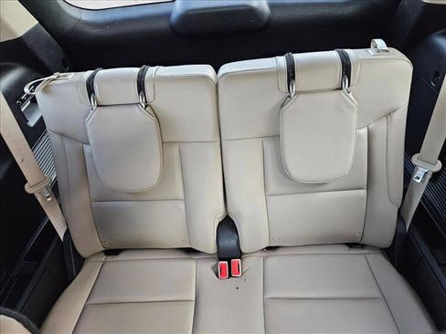 Used 2020 Ford Explorer Limited AWD/4WD image 16