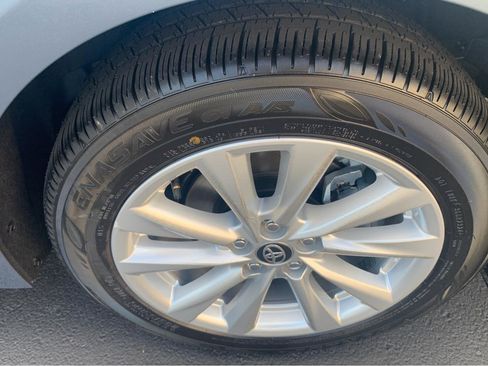 Used 2024 Toyota Corolla LE w/ LE Convenience Package image 29