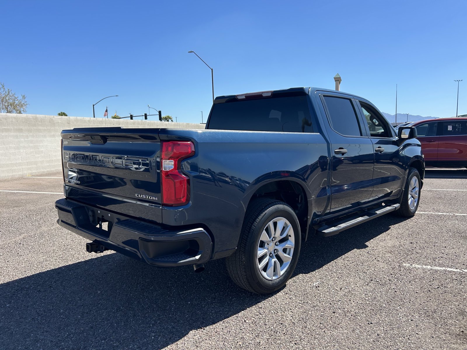 Used 2021 Chevrolet Silverado 1500 Custom RWD image 5