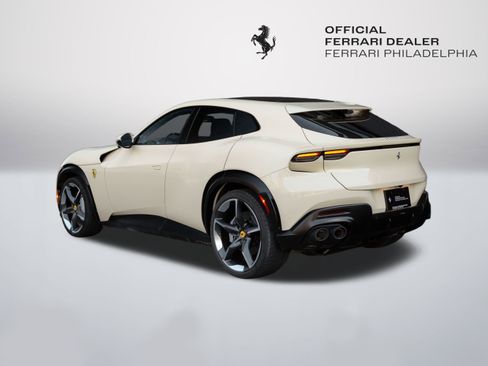 Used 2025 Ferrari Purosangue image 24