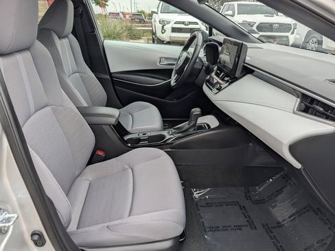Used 2025 Toyota Corolla SE FWD image 33