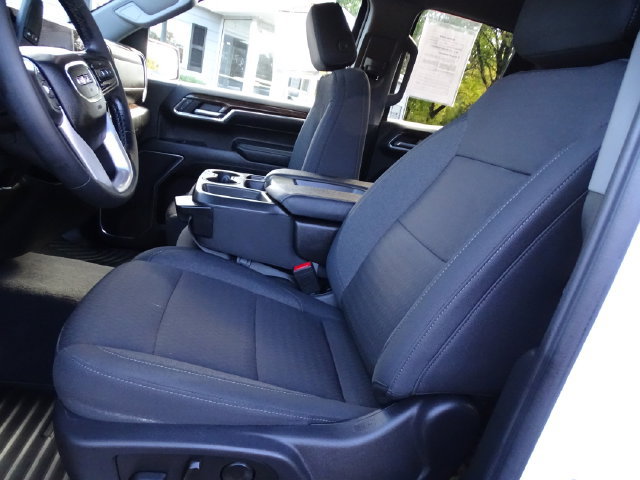 Used 2023 GMC Sierra 1500 Elevation AWD/4WD image 3
