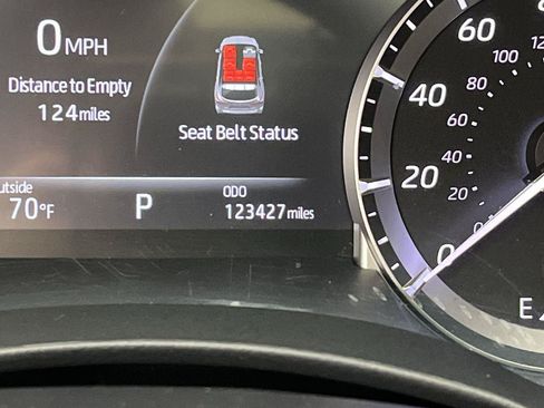 Used 2022 Toyota Highlander XSE AWD/4WD image 16