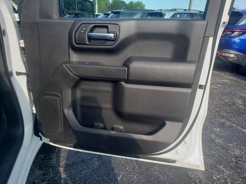Used 2020 Chevrolet Silverado 1500 Custom w/ Custom Value Package AWD/4WD image 20