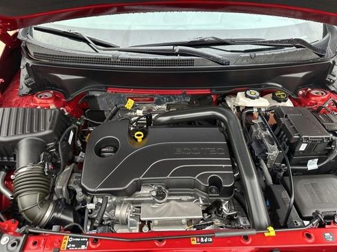 Used 2024 GMC Terrain AT4 w/ Infotainment Package II image 15