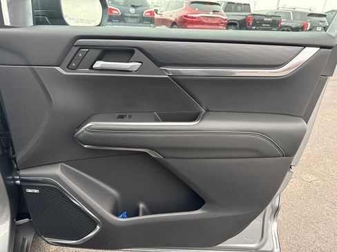 New 2026 GMC Acadia Elevation AWD/4WD image 40