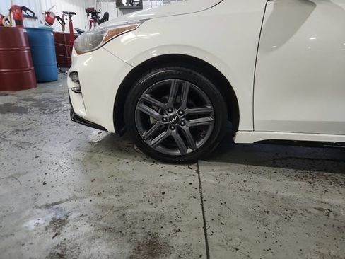 Used 2021 Kia Forte GT-Line FWD image 27