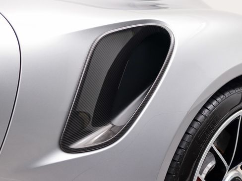 Used 2017 Porsche 911 4 Coupe AWD/4WD image 28